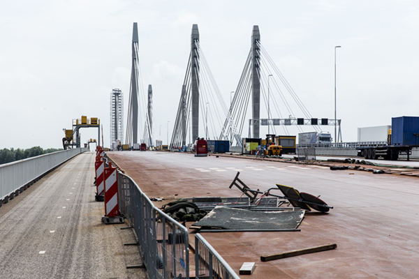 Project renovatie oude Waalbrug