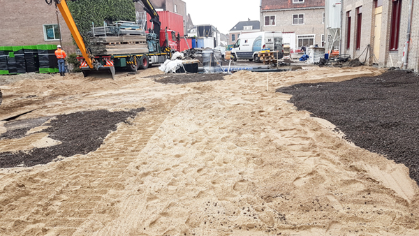 Groendak op dak parkeergarage Hoogheemraadschap Delfland