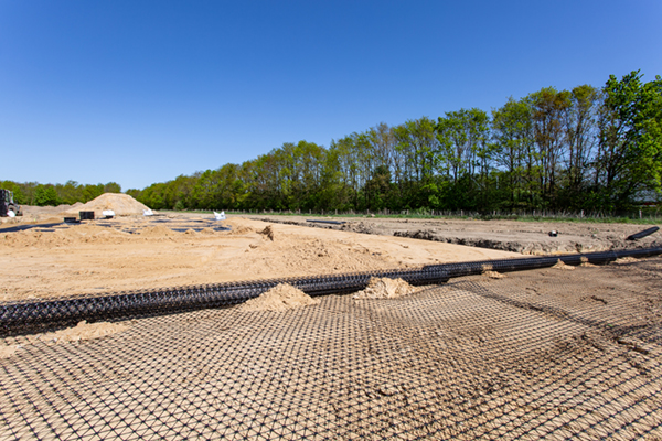 Watermanagement met JobiCell Polystorm infiltratieveld rond distributiecentrum Verbruggen Food Group