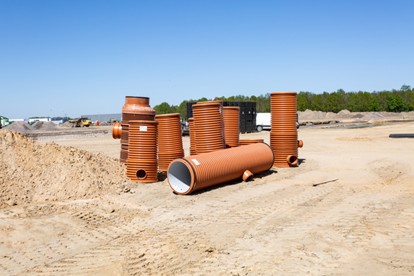 Watermanagement met JobiCell Polystorm infiltratieveld rond distributiecentrum Verbruggen Food Group