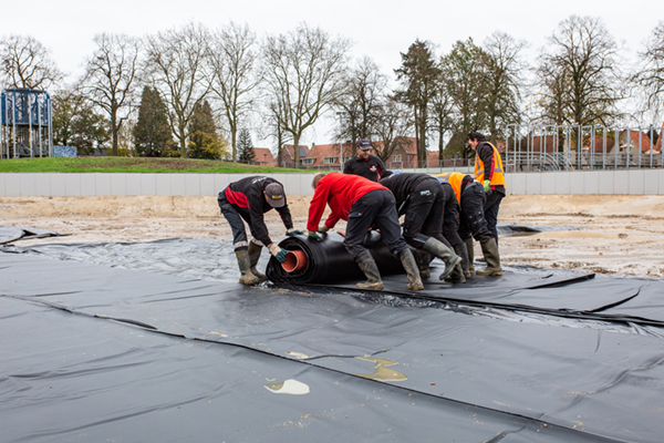 Tilburg verduurzaamt vijver Kromhoutpark met aanleg vijver met PVC vijverfolie