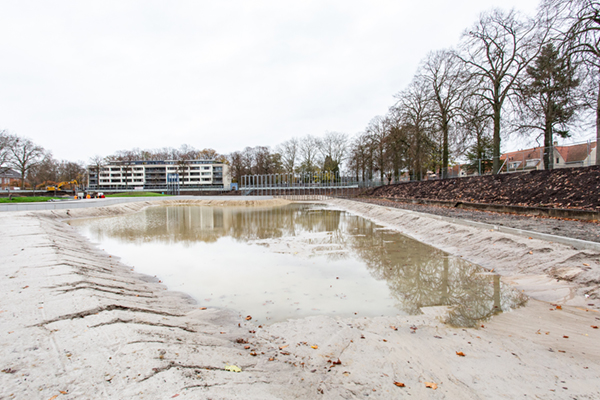 Tilburg verduurzaamt vijver Kromhoutpark met aanleg vijver met PVC vijverfolie